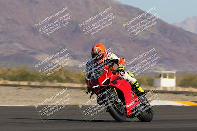 media/Nov-06-2022-SoCal Trackdays (Sun) [[208d2ccc26]]/Turn 14 (930am)/